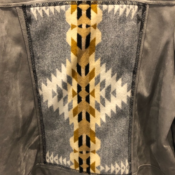 Philosophy Faux Suede Southwest Jacket 1X - Picture 6 of 12